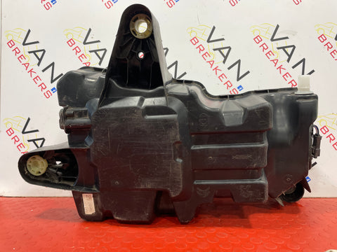 Citroen Berlingo Peugeot Partner Toyota Proace Vauxhall Combo ADBLUE TANK AND PUMP 2019-2024 P/N 9817601880