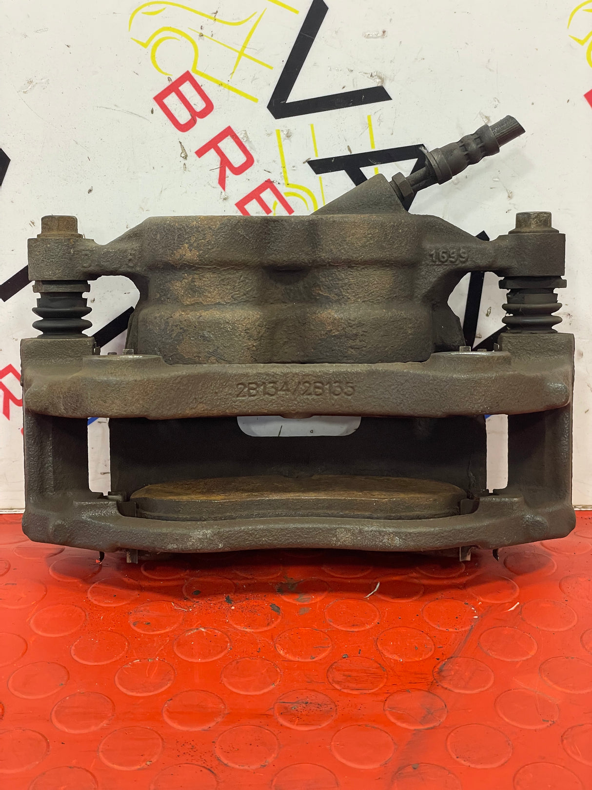 Ford Transit Custom PASSENGER SIDE FRONT BRAKE CALIPER AND CARRIER 2013-2018 P/N 2B294