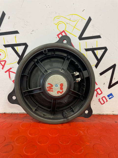 Nissan NV200 DOOR SPEAKER 2013 on P/N 28156BR00A