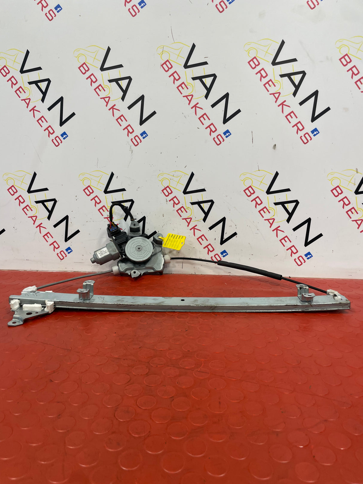 Nissan NV200 WINDOW REGULATOR PASSENGER SIDE FRONT LEFT 2009-2016 P/N 80731CV01A