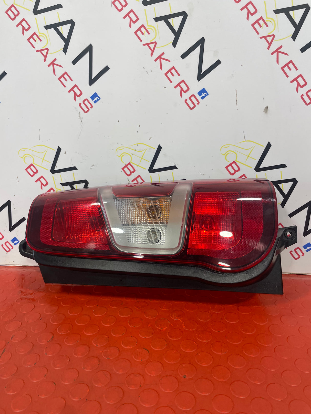Citroen Berlingo/Peugeot Partner/Vauxhall Combo/Toyota Proace City DRIVER'S SIDE RH TAIL LIGHT 2019-2024 P/N 9820554880 - 2