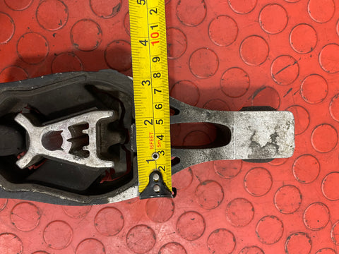 Vauxhall Vivaro/Toyota Proace/Citroen Dispatch/Citroen Berlingo/Partner BOTTOM ENGINE MOUNT 2016-2024 P/N 9811786680