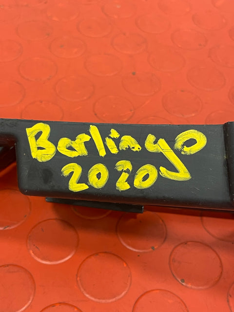 Citroen Berlingo Peugeot Partner Toyota Proace City Vauxhall Combo DRIVERS SIDE FRONT BUMPER CARRIER 2019-2024 P/N 9816768780