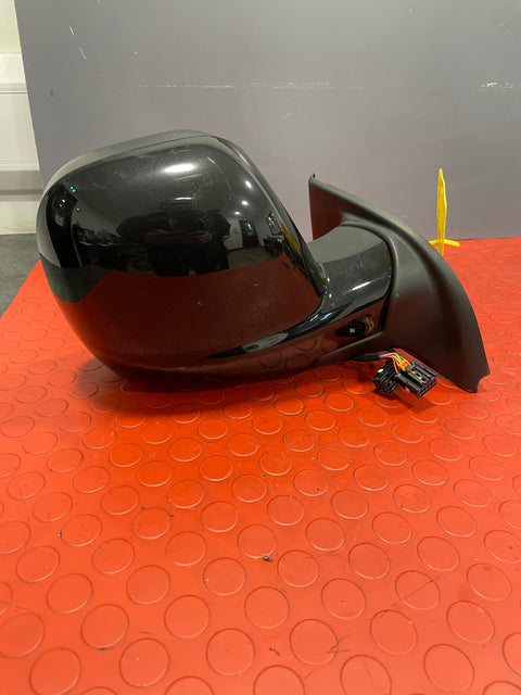 Peugeot Partner/Citroen Berlingo/Vauxhall Combo/Toyota Proace City WING MIRROR Driver Side RH (Gloss Black) 2019-2024 P/N 98526836XT