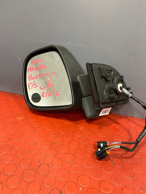 Peugeot Partner/Citroen Berlingo/Vauxhall Combo/Toyota Proace City WING MIRROR w/ RVC (Rear View Camera) Gloss Black Passenger Side LH 2019-2024 P/N 51967K01