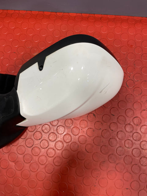 Citroen Berlingo/Peugeot Partner/Vauxhall Combo/Toyota Proace City DRIVERS SIDE ELECTRIC WING MIRROR (WHITE) 2019-2024 P/N 98169899XT - 1