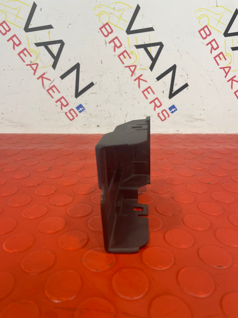 Peugeot Partner/Citroen Berlingoi 1.6 HDi HEATER BLOWER FAN RESISTOR COVER 2008-2013 P/N 9664966580