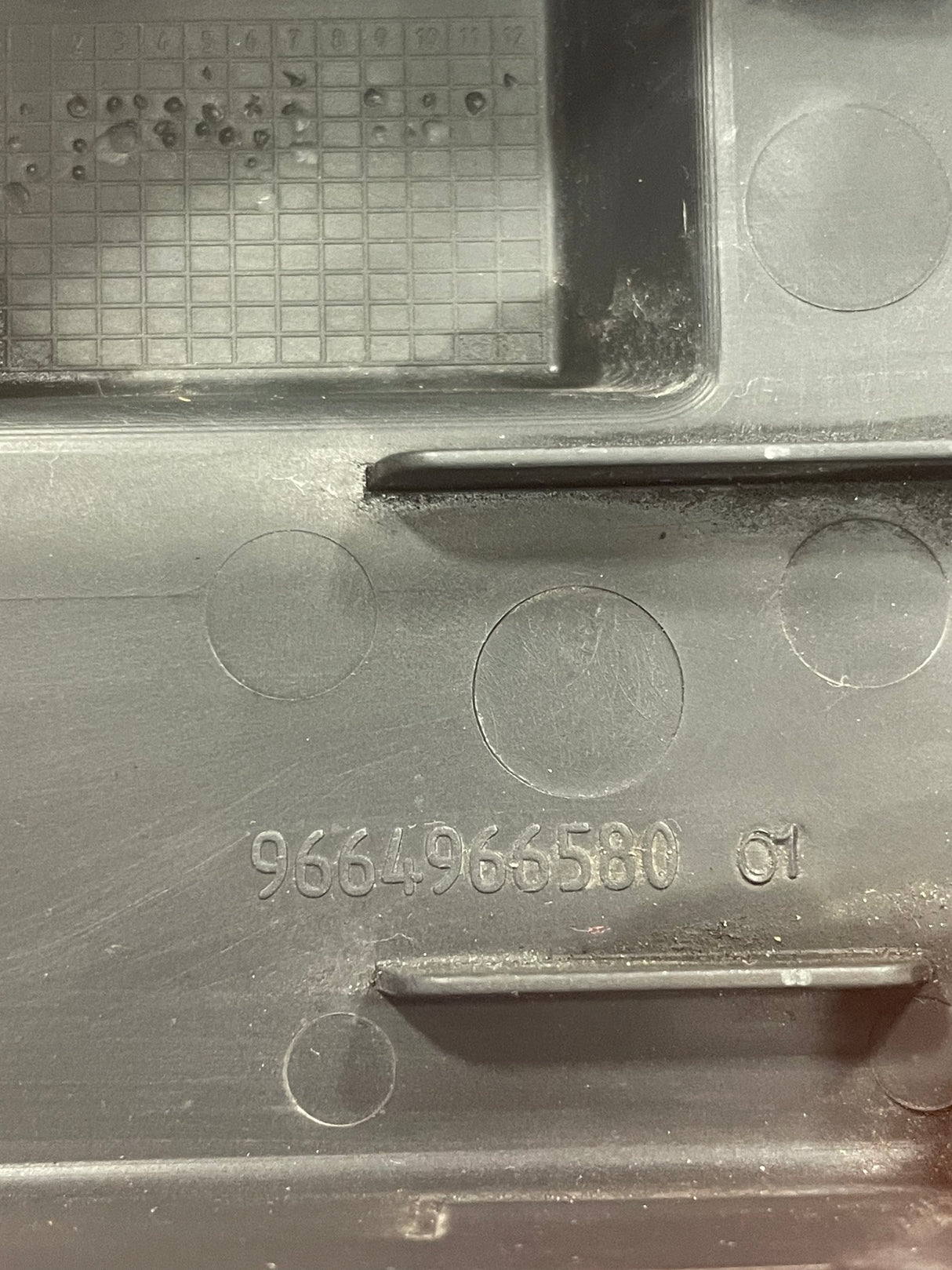 Peugeot Partner/Citroen Berlingoi 1.6 HDi HEATER BLOWER FAN RESISTOR COVER 2008-2013 P/N 9664966580