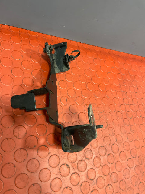 Renault Trafic ENGINE SUPPORT MOUNT BRACKET 2.0 2022 P/N 226760614R