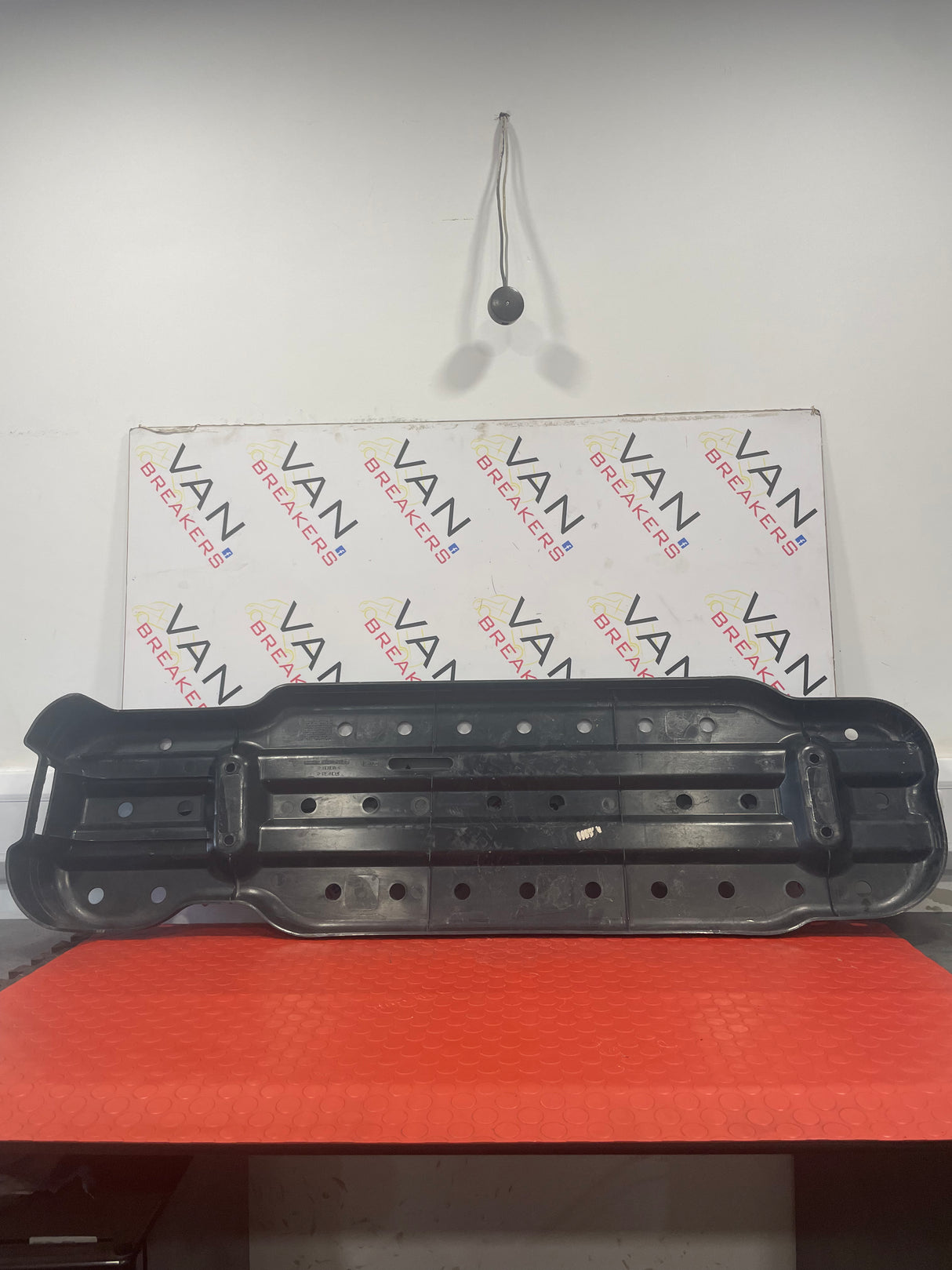 Ford Ranger UNDER FUEL TANK PROTECTION 2019 P/N AB319K014AA