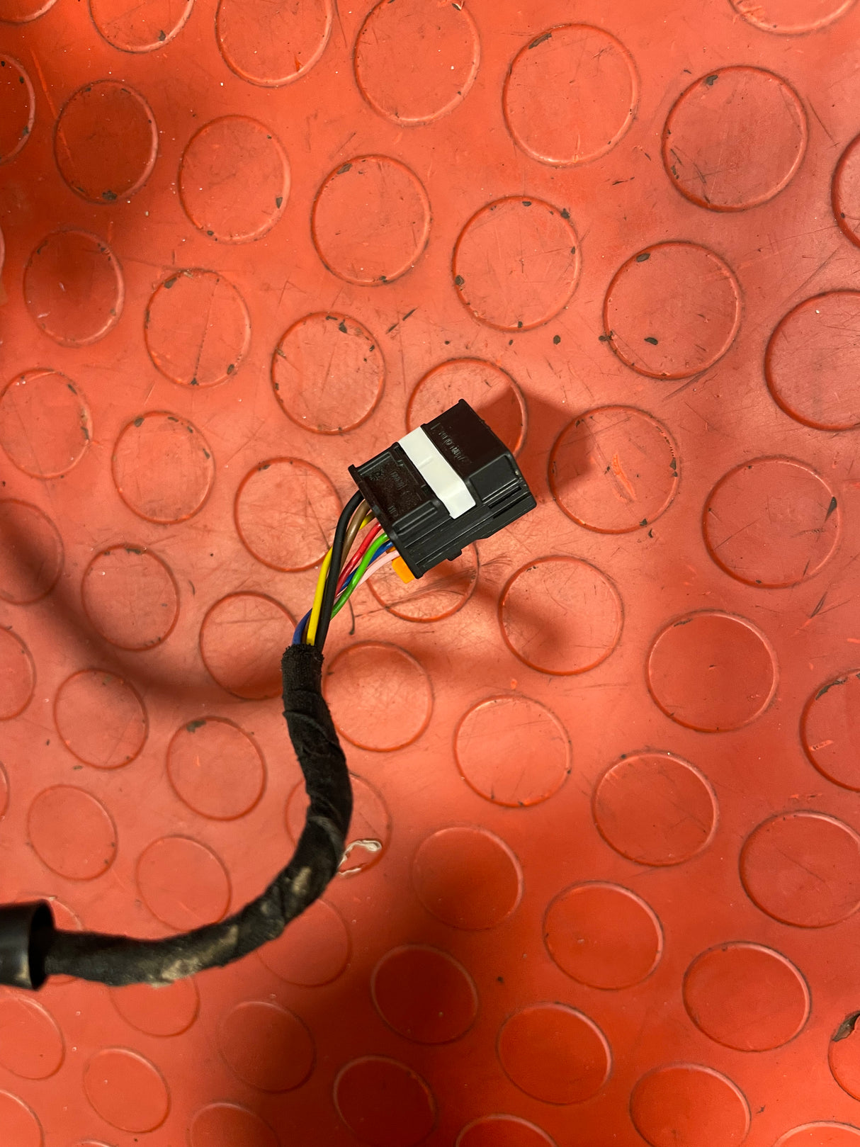 Citroen Berlingo/Peugeot Partner/Vauxhall Combo/Toyota Proace City WING MIRROR PASSENGER'S SIDE (w/ Damage at the cover) 2019-2024 (Black) P/N 98169900XT - 2