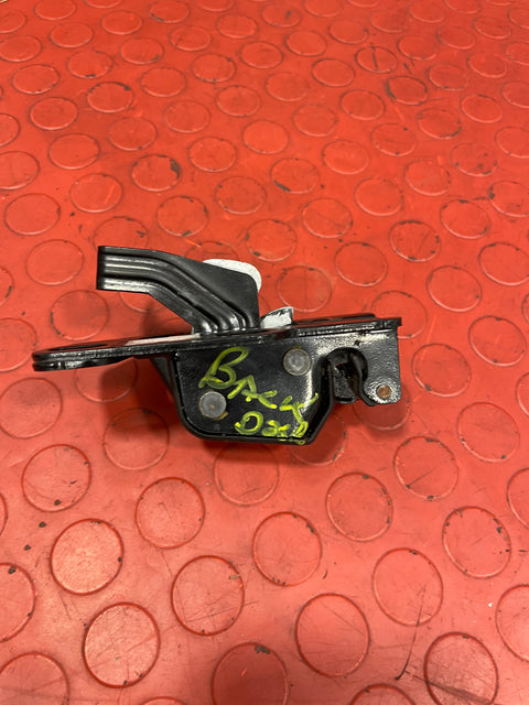 Vauxhall Vivaro/Citroen Dispatch/Peugeot Expert/Toyota Proace/Fiat Scudo BACK DOOR UPPER LOCK LATCH 2016-2024 P/N 96080J01