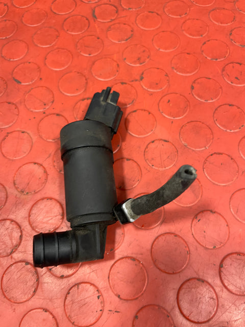 Ford Transit Courier WINDSCREEN WASHER PUMP 2013-2016 P/N BV6117K624AB