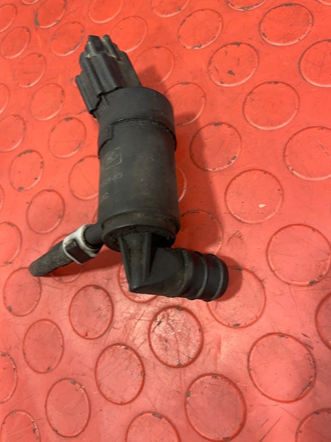 Ford Transit Courier WINDSCREEN WASHER PUMP 2013-2016 P/N BV6117K624AB