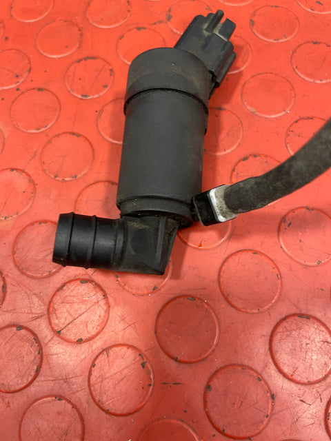 Ford Transit Courier WINDSCREEN WASHER PUMP 2013-2016 P/N BV6117K624AB