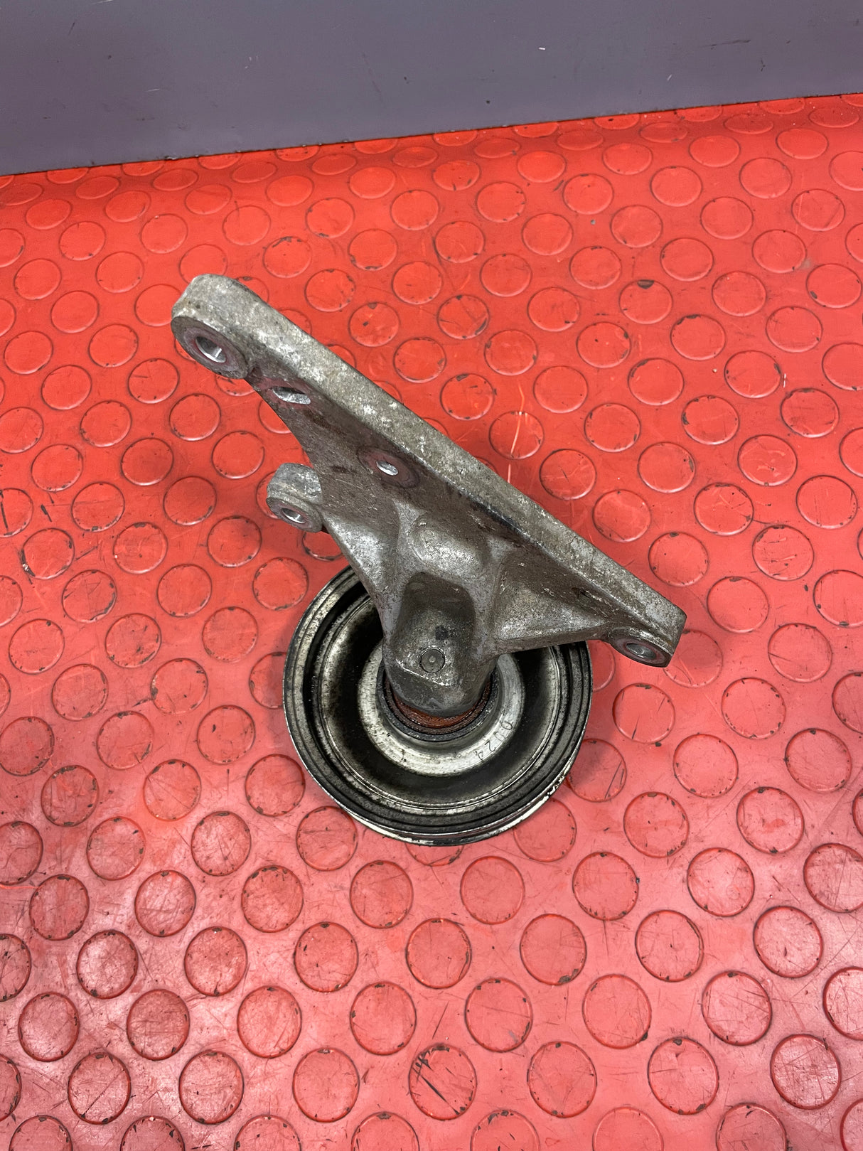 Citroen Dispatch/Peugeot Expert/Vauxhall Vivaro/Toyota Proace/Fiat Scudo GATES DRIVE BELT DEFLECTION GUIDE PULLEY 2016-2024 P/N 9674183880