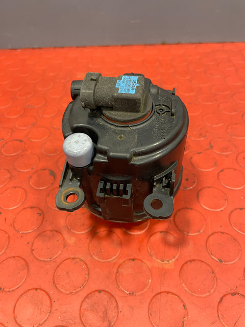 Ford Transit Connect FOG LAMP (Right/Left) 2013-2024 P/N 89204894