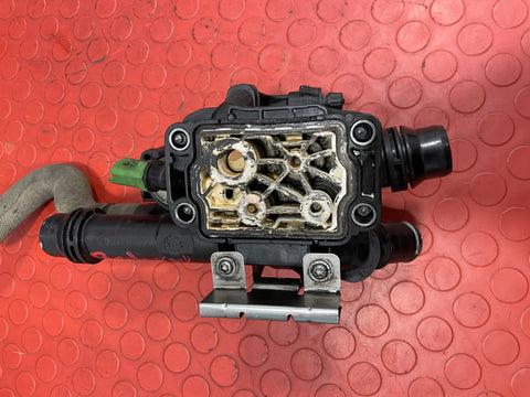 Vauxhall Vivaro/Peugeot Expert/Citroen Berlingo/Dispatch/Toyota Proace/Fiat Scudo THERMOSTAT HOUSING w/ 1 House 1.6 BlueHDi 8V 2016-2024 P/N 9803549480