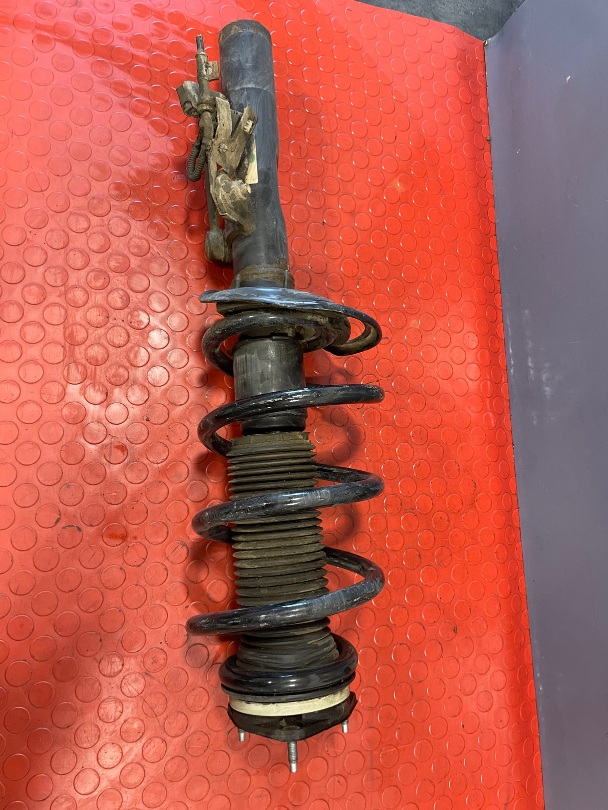 Ford Transit Custom FRONT STRUT COMPLETE (FITS BOTH SIDES) 2013-2018 P/N FK2118045AA