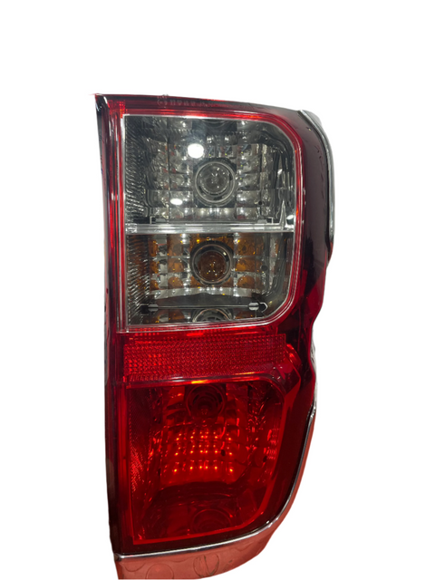 Toyota Hilux P/S REAR TAILLIGHT CHROME TRIM 2016-2020 P/N 815510K270
