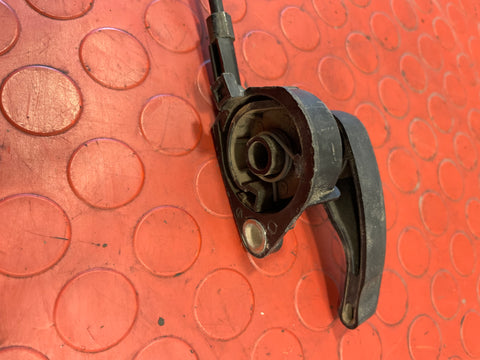 Renault Trafic/Vauxhall Vivaro/Nissan NV300 BONNET PULL WITH CABLE 2014/2019 P/N T06112