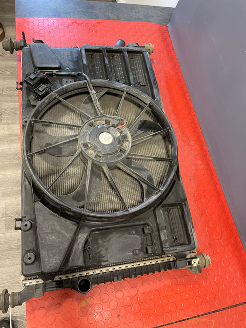 Ford Transit Custom RADIATOR ASSEMBLY 2.0 2016-2023 P/N GK218005BC / GK218005BB