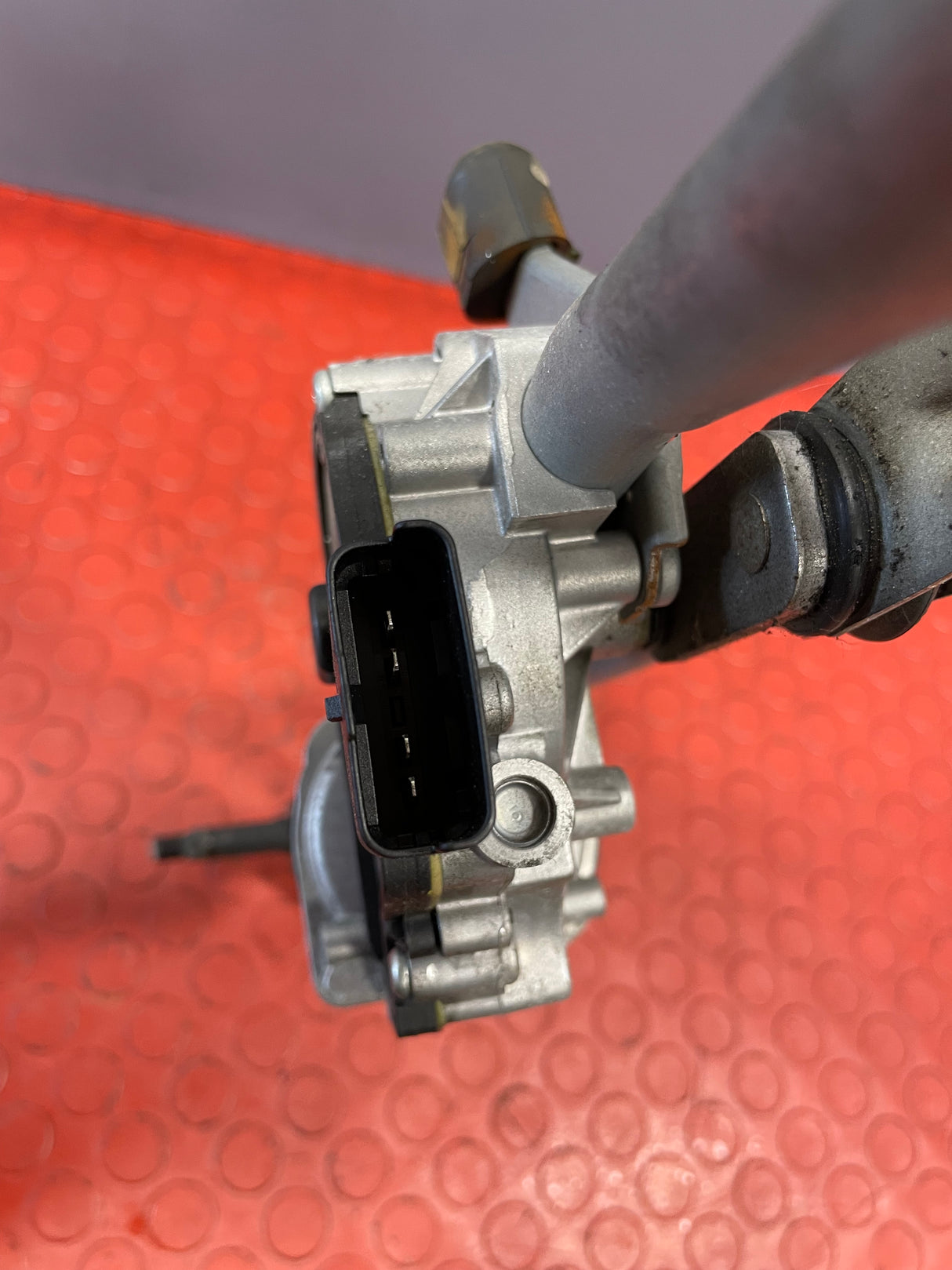 Vauxhall Vivaro/ Citroen Dispatch/ Peugeot Expert/ Toyota Proace WIPER LINKAGE AND MOTOR 2020 P/N 9808465380 - 1 / W000069748