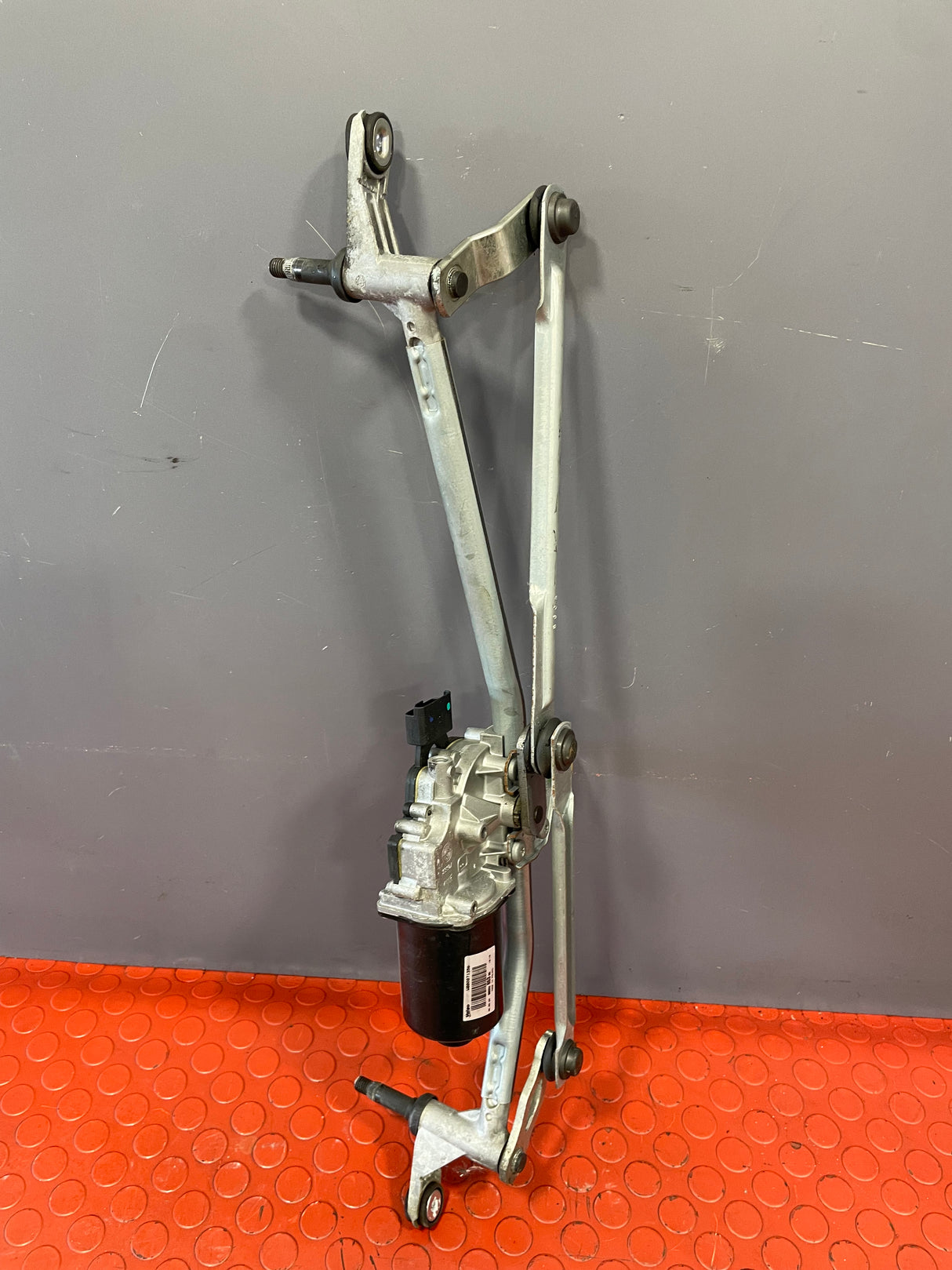 Vauxhall Vivaro/ Citroen Dispatch/ Peugeot Expert/ Toyota Proace WIPER LINKAGE AND MOTOR 2020 P/N 9808465380