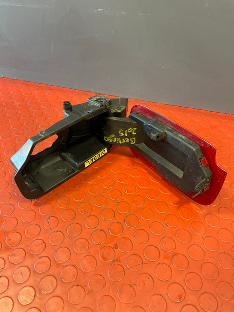 Citroen Berlingo/Peugeot Partner FUEL FLAP 2015 P/N 9681446680