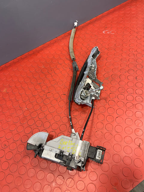 Citroen Berlingo/Peugeot Partner DRIVER'S SIDE FRONT DOOR OPENER SET 2008-2018 P/N 9680168580 / A01454