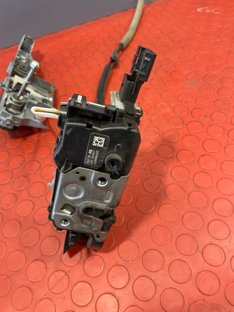 Citroen Berlingo/Peugeot Partner DRIVER'S SIDE FRONT DOOR OPENER SET 2008-2018 P/N 9680168580 / A01454