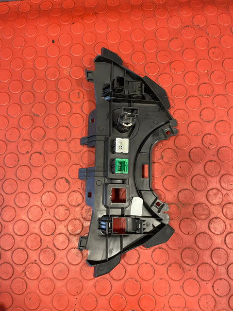 Citroen Berlingo/Peugeot Partner WINDOW SWITCH/LOCKING CONTROL PANEL (incomplete button) 2008-2018 P/N 9680932177