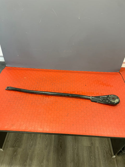 Renault Trafic/Vauxhall Vivaro DRIVER SIDE SUBFRAME SUPPORT BAR 2015 P/N 8200425787