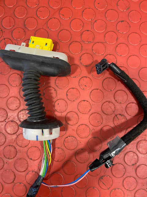 Peugeot Partner/Citroen Berlingo DRIVER'S SIDE FRONT DOOR WIRING LOOM 2008-2016 P/N 9688469280
