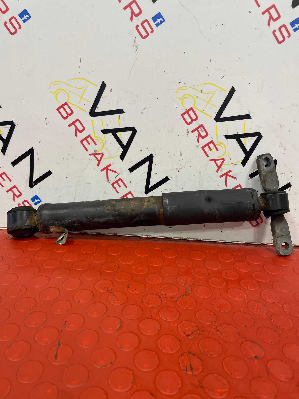 Peugeot Partner/Citroen Berlingo REAR SHOCK ABSORBER 1.5 HDI 2019-2024 P/N 9826243580