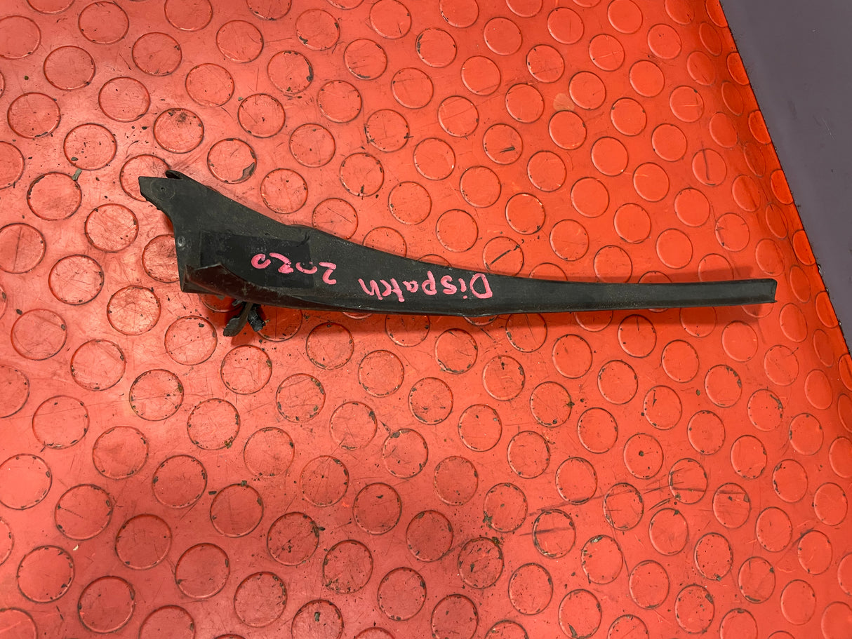 Vauxhall Vivaro/Citroen Dispatch/Peugeot Expert/Toyota Proace/Fiat Scudo WINDSCREEN WEATHER STRIP SCUTTLE Driver's Side P/N 9812855077