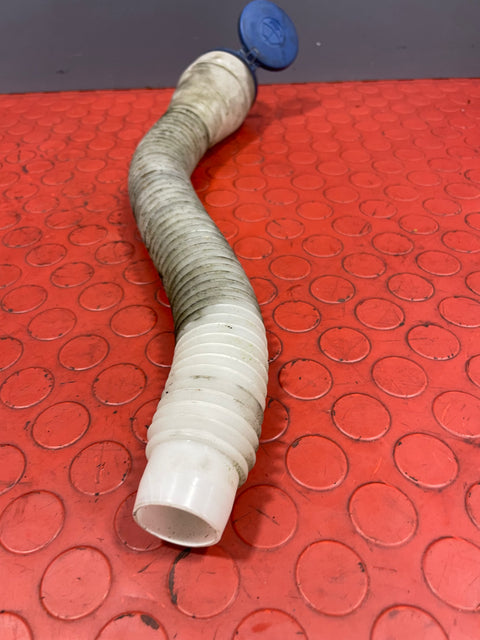 Citroen Berlingo/Peugeot Partner WINDSCREEN WASHER RESERVOIR PIPE w/ CAP 2008-2018 P/N 9637915780