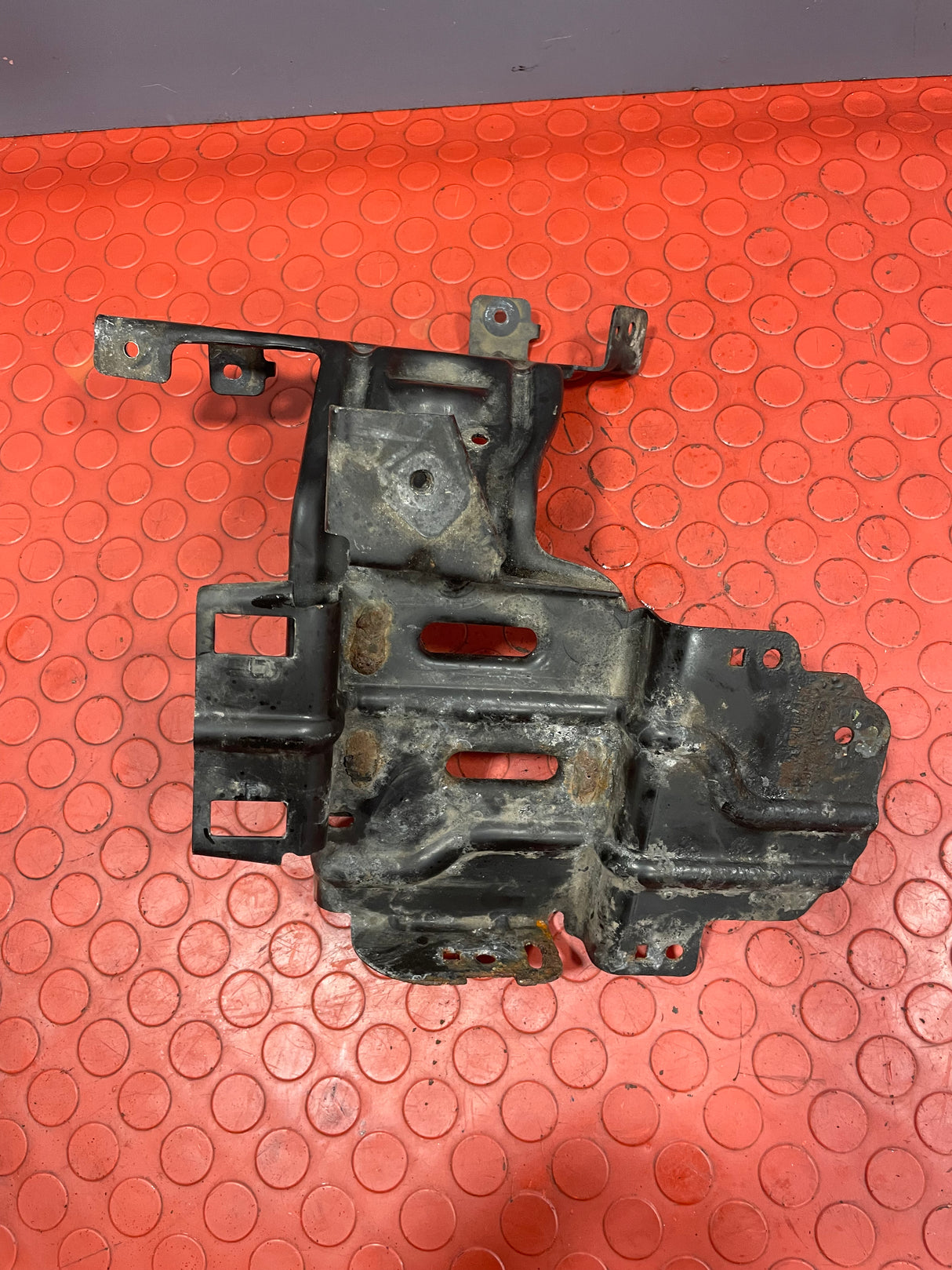 Ford Transit Custom Mk8 UNDER BONNET FUSE BOX BRACKET 2014-2023 P/N JK21V020C74BB