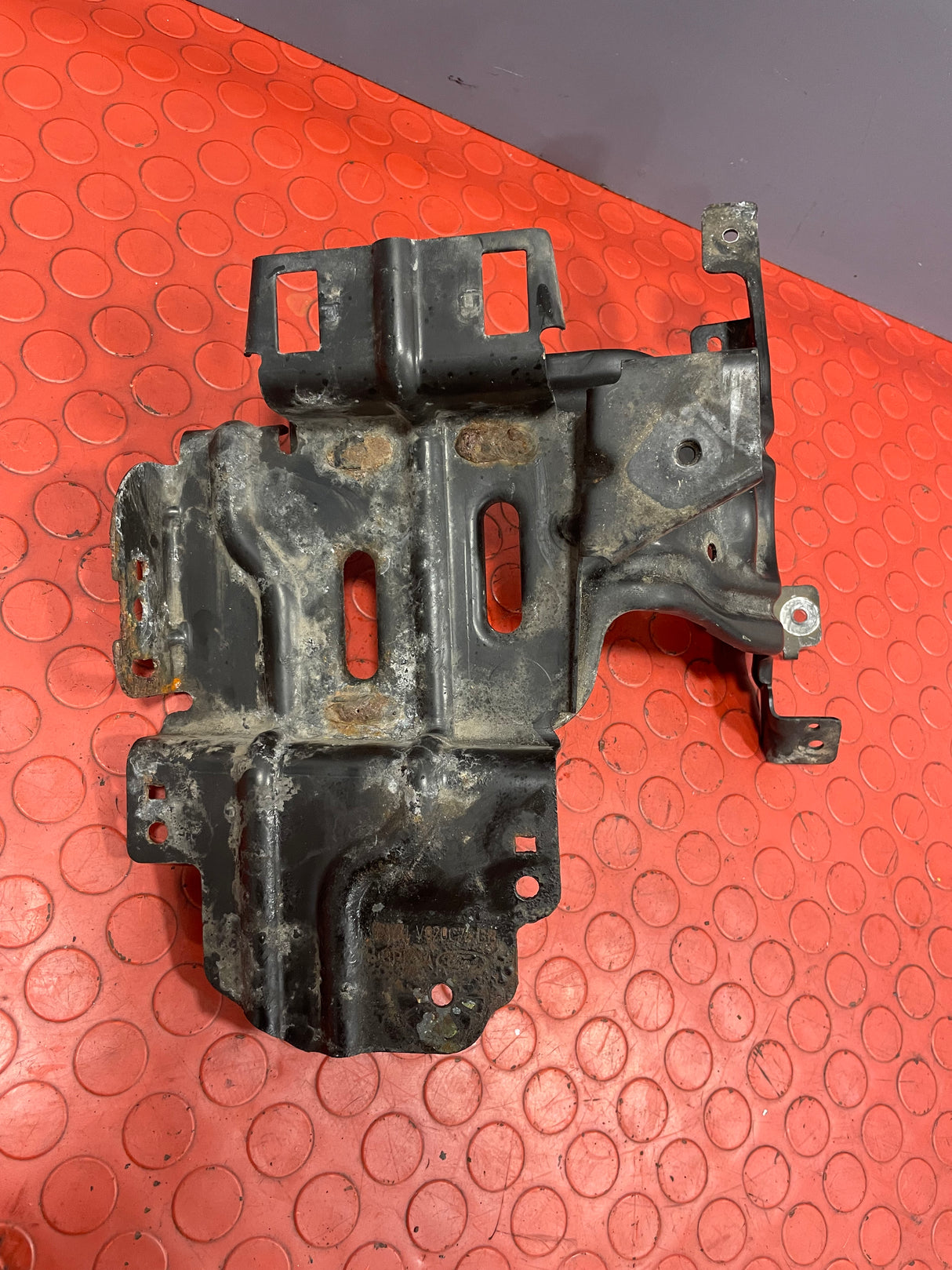 Ford Transit Custom Mk8 UNDER BONNET FUSE BOX BRACKET 2014-2023 P/N JK21V020C74BB