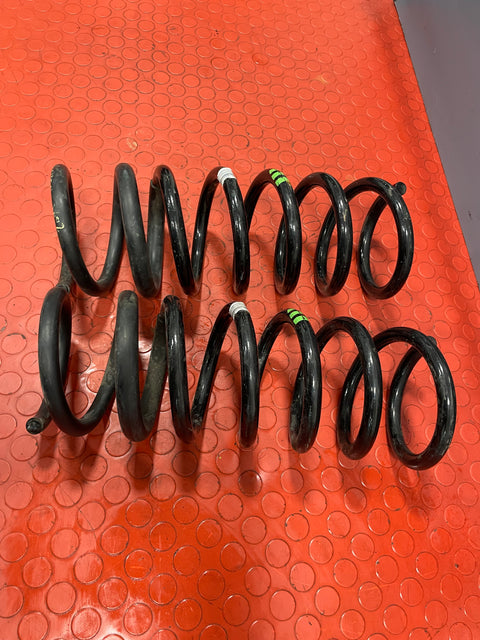 Citroen Berlingo/Peugeot Partner/Vauxhall Combo/Toyota Proace City REAR COIL SPRING PAIR 2019-2024 P/N 9824534080 - 1