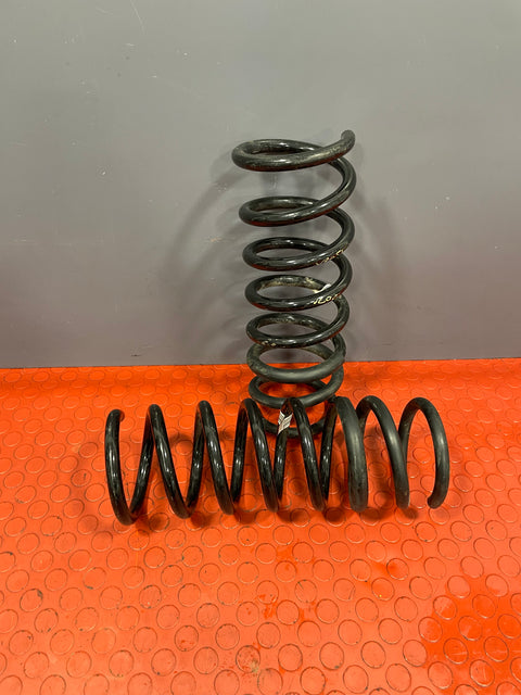 Citroen Berlingo/Peugeot Partner/Vauxhall Combo/Toyota Proace City REAR COIL SPRING PAIR 2019-2024 P/N 9824534080 - 1