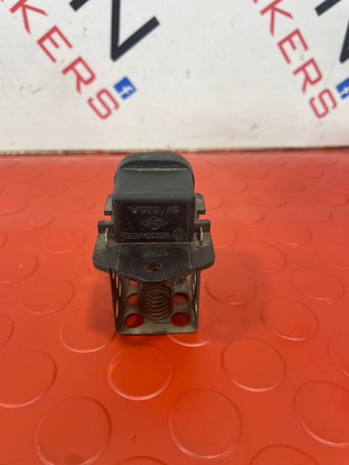 Renault Kangoo HEATER FAN RESISTOR P/N 8200045082