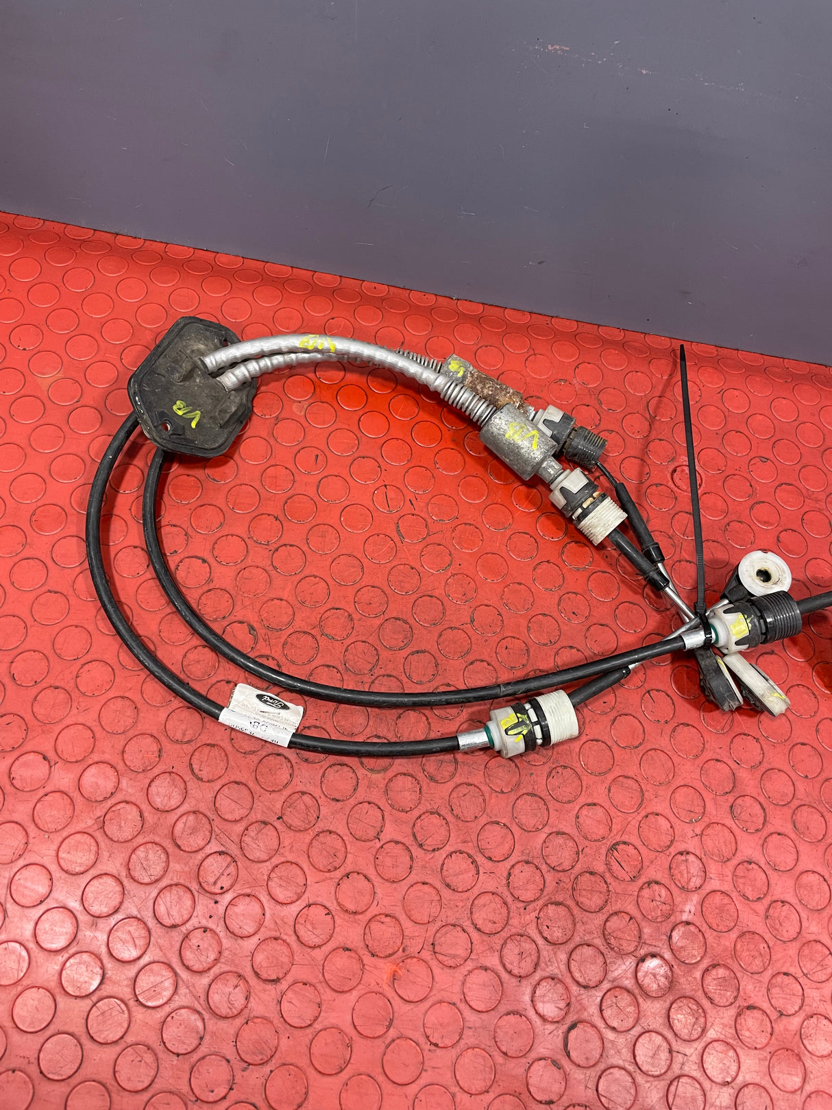 Ford Transit MK8 2.2 FWD GEAR CABLES 2012-2018 P/N BK2R7E395DB