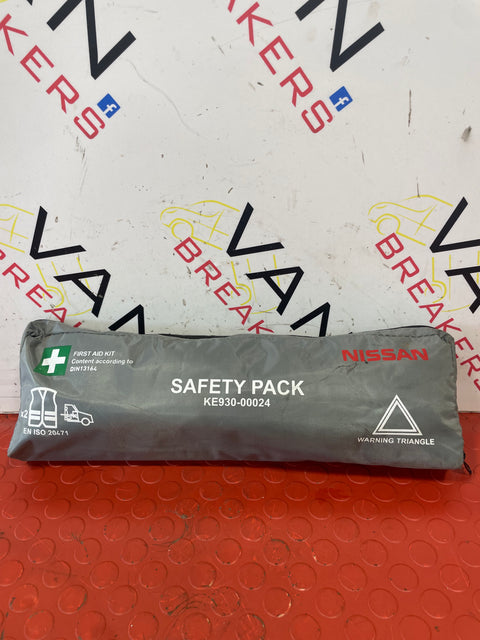 Nissan Navara SAFETY PACK COMES WITH TWO HIVIS VESTS, FIRST AID KIT AND WARNING TRIANGLE P/N KE93000024