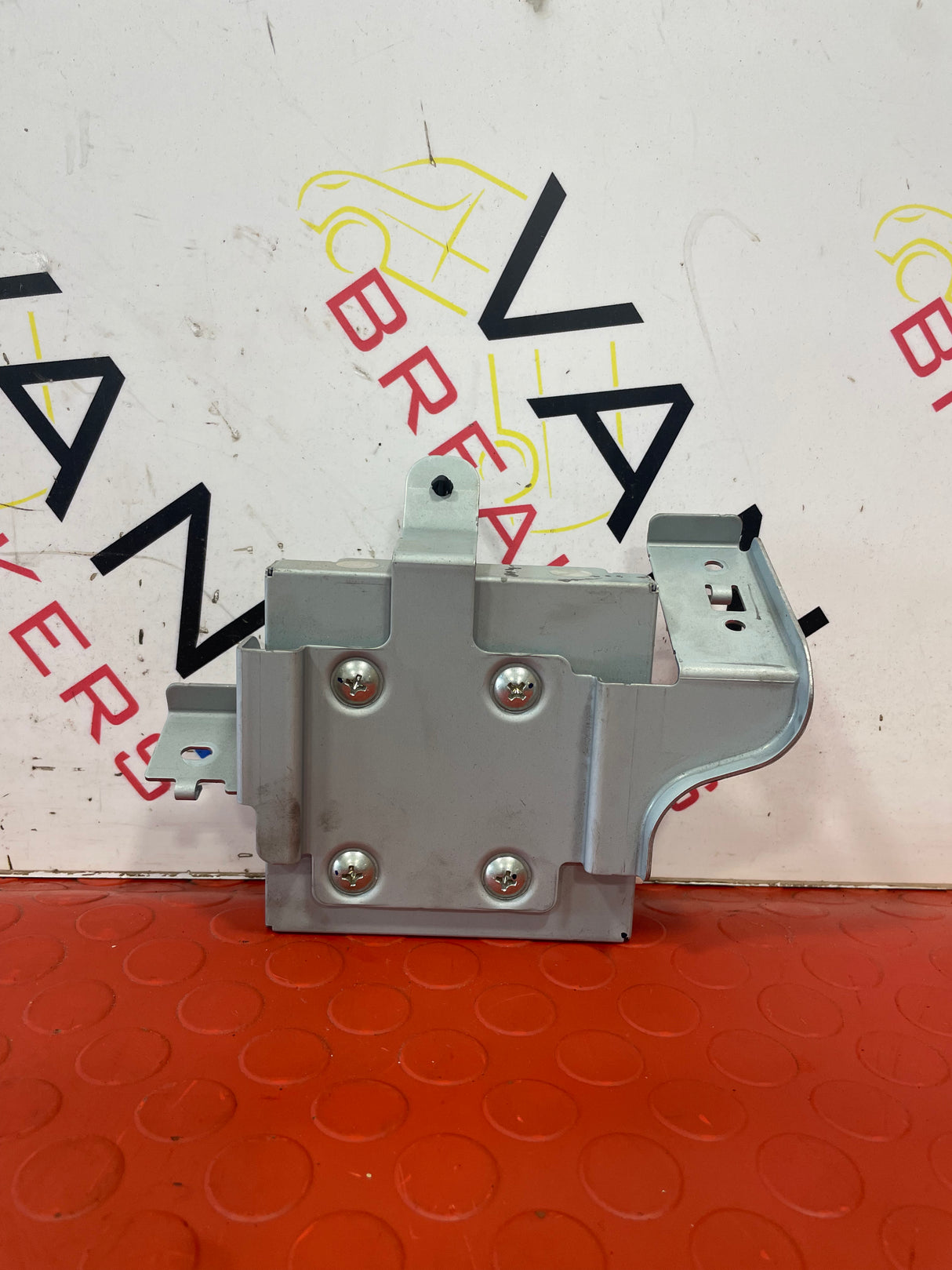 Nissan Navara CAMERA CONTROL UNIT 2018 P/N 284A15JU0B