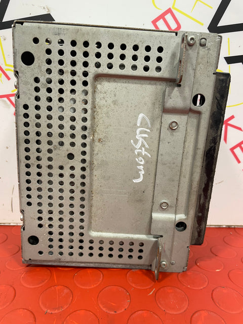 Ford Transit Custom RADIO AND CD PLAYER UNIT (FITS OTHER FORDS ASWELL) P/N F1BT18C815HE