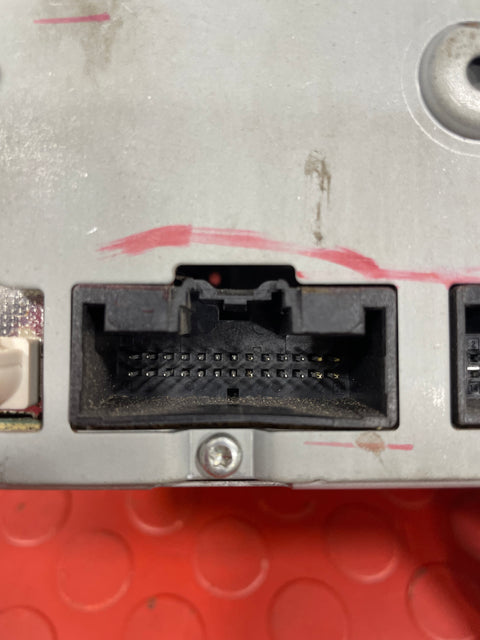 Ford Transit Custom RADIO AND CD PLAYER UNIT (FITS OTHER FORDS ASWELL) P/N F1BT18C815HE