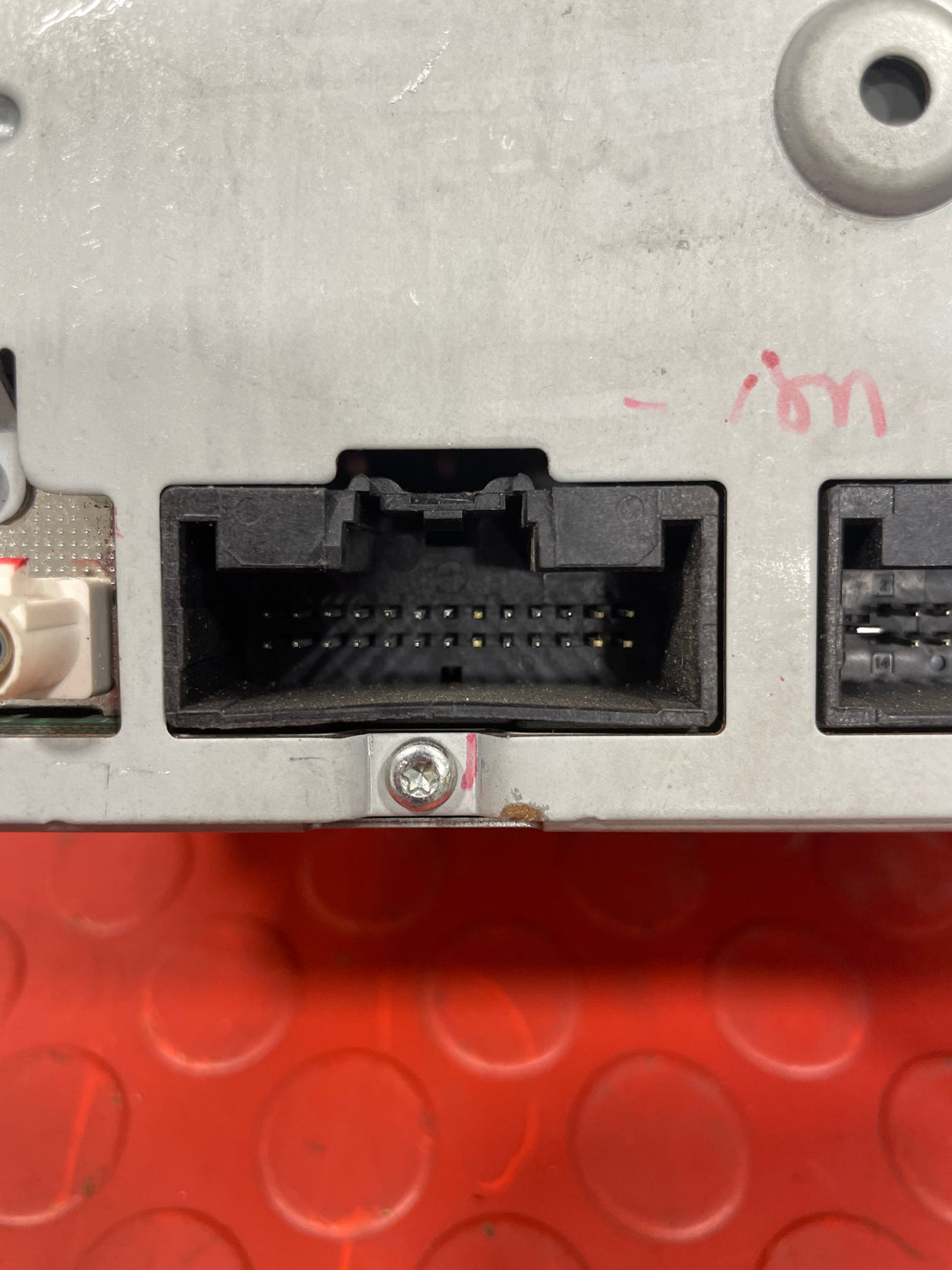 Ford Transit Custom RADIO AND CD PLAYER UNIT (FITS OTHER FORDS ASWELL) 2013-2018 P/N F1BT18C815GE