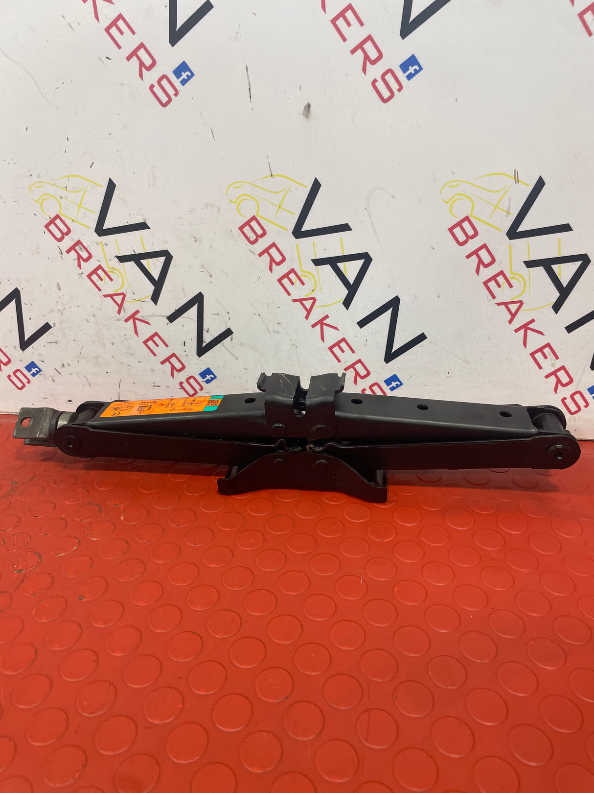 Nissan Navara LIFTING JACK 2015-2024 P/N 995505JL0A
