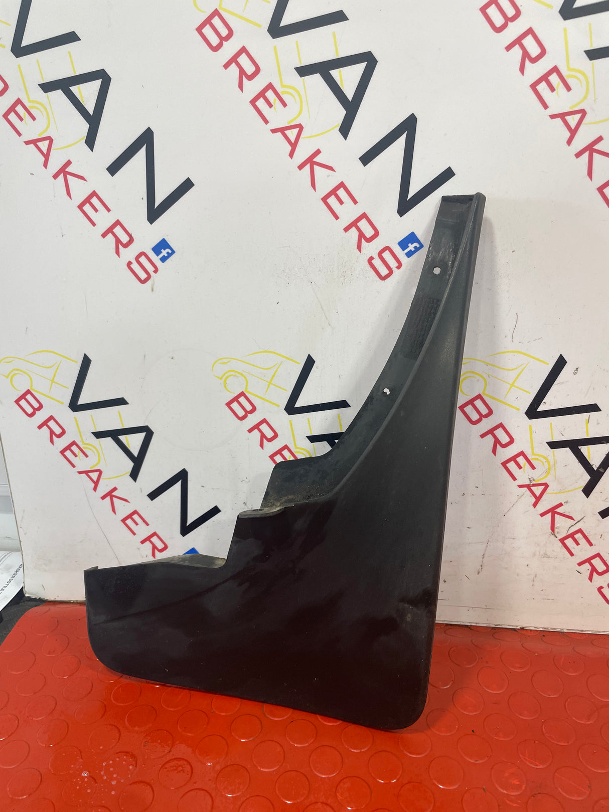 Nissan Navara D/S REAR MUD FLAP 2015-2024 P/N 638504JB0A